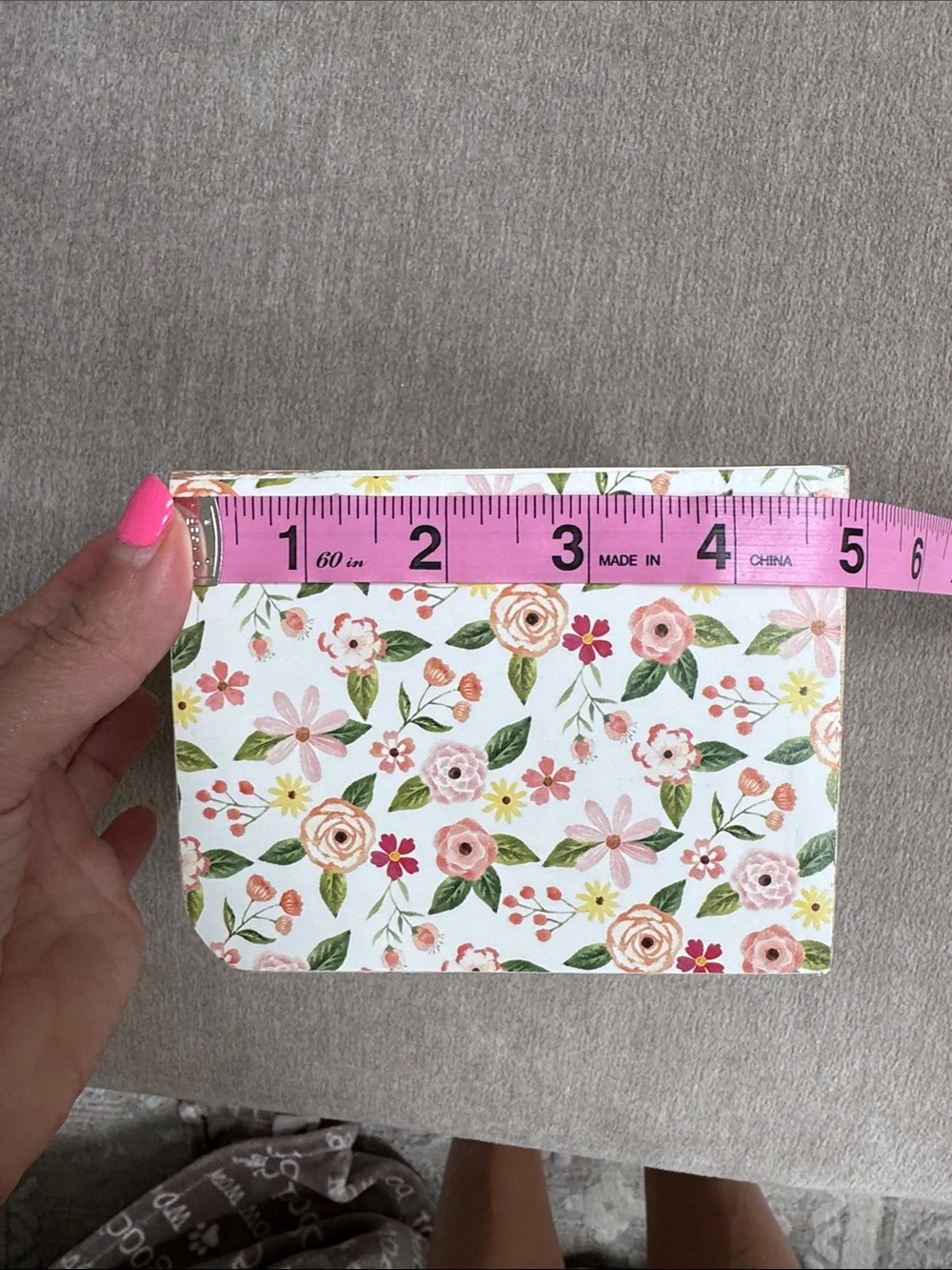 White Perpetual Block Desk Calendar with Pink Numbers - Brand